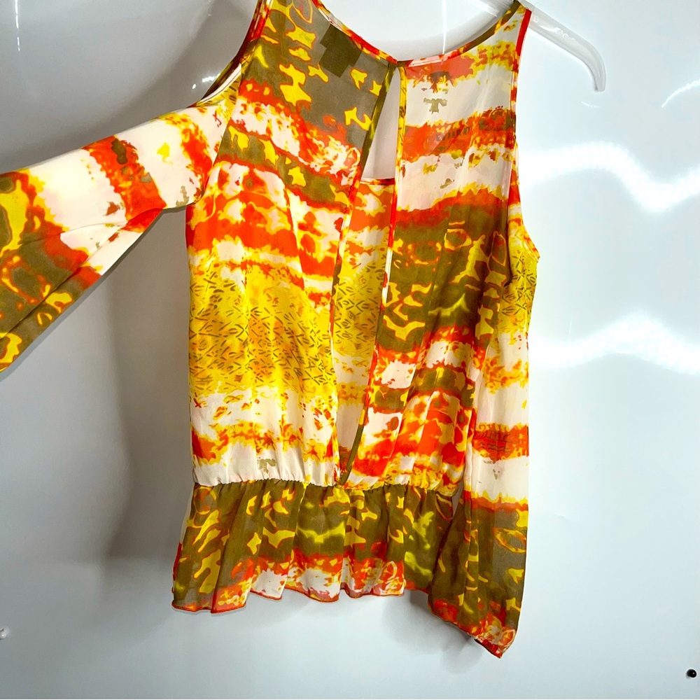 Cold Shoulder Split Open Back Blouse sz M